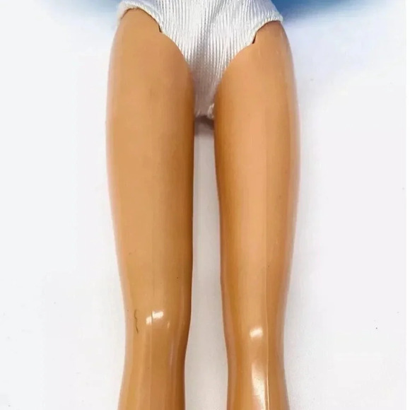 MATTEL BARBIE Doll Blond Hair Blue Eyes Turquoise Dress Earrings Shoes 12" Tall - Picture 11 of 12